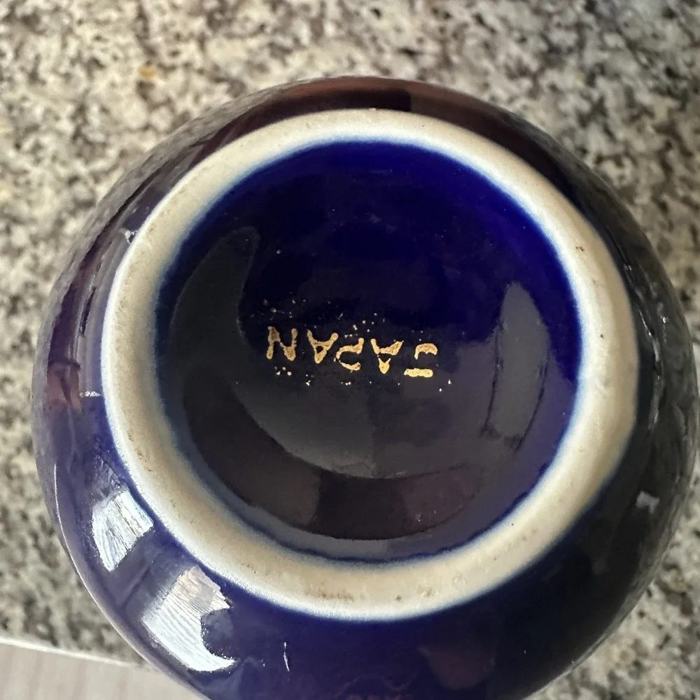 VTG Kutani Vase 4.5 Inch Cobalt Blue Porcelain‎ Japan Gold Bird Blooming Flowers